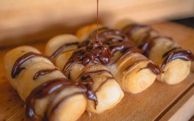 RECETAS Y POSTRES: TEQUEÑOS DE CHOCOLATE.