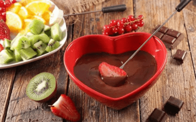 FONDUE DE CHOCOLATE CON FRUTAS
